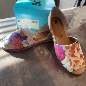 Born in California women’s sandals size 8